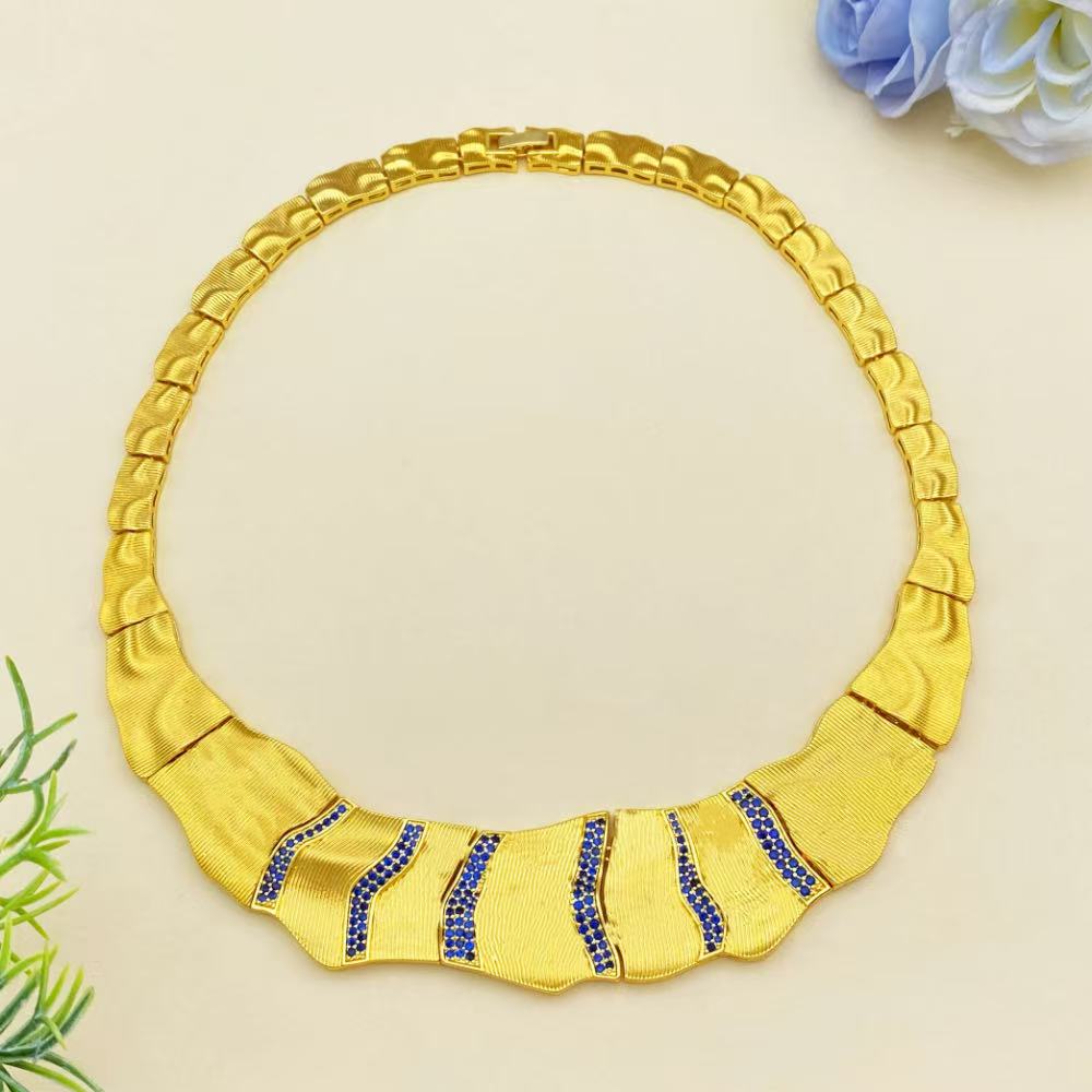 ชุดเครื่องประดับทองชุบแบบซาอุด - Women Accessories Uae บทวิจารณ์และราคา
